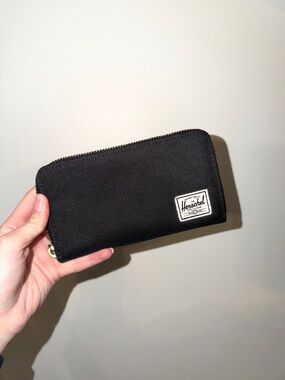 Herschel Black Zip Wallet